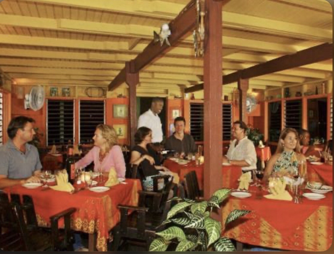 House Boat Grill Restaurant, Seafood Restaurant Montego Bay - Image 3