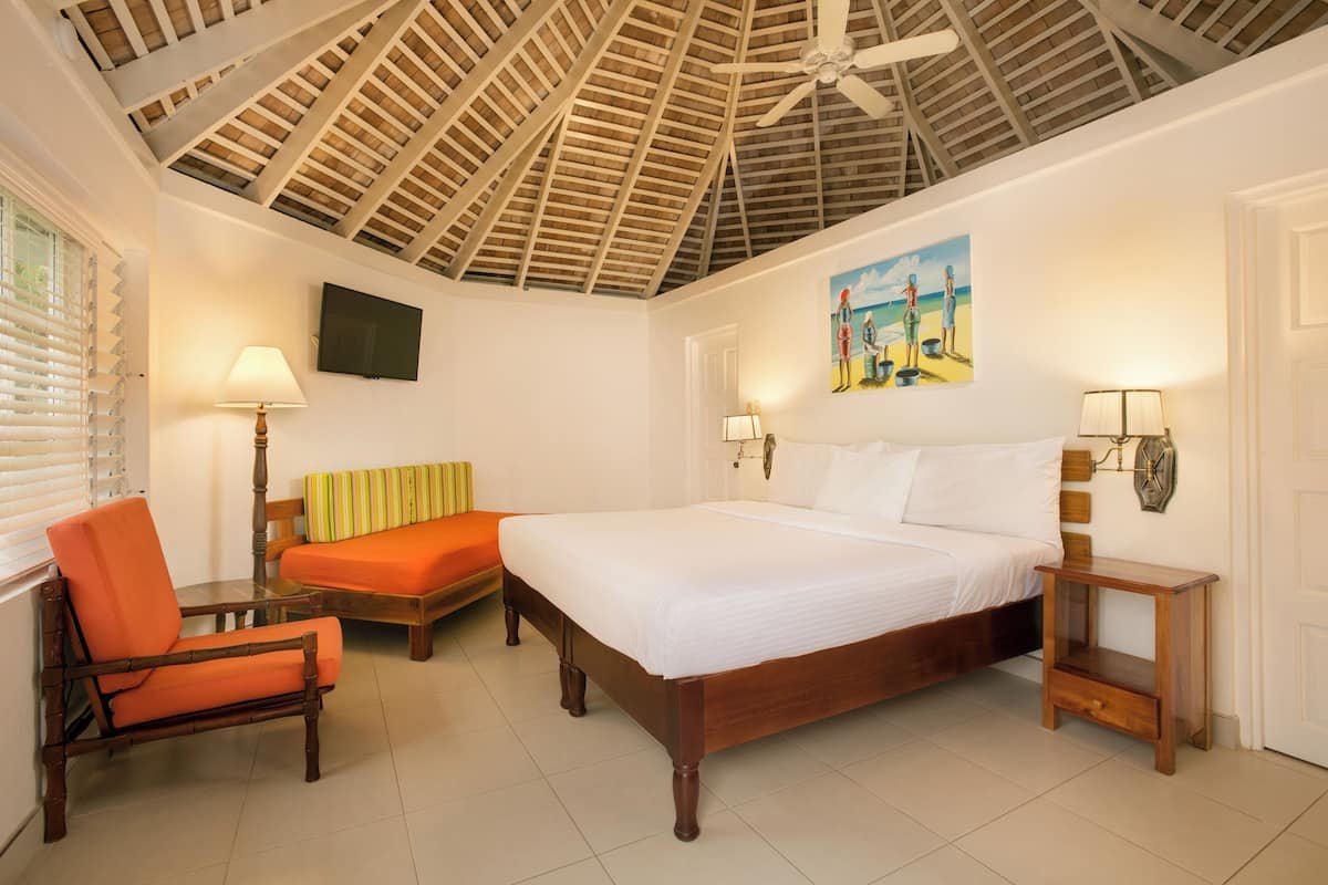 Private Airport Transfer: MBJ ↔ Hotels and Resorts in Runaway Bay - Image 2