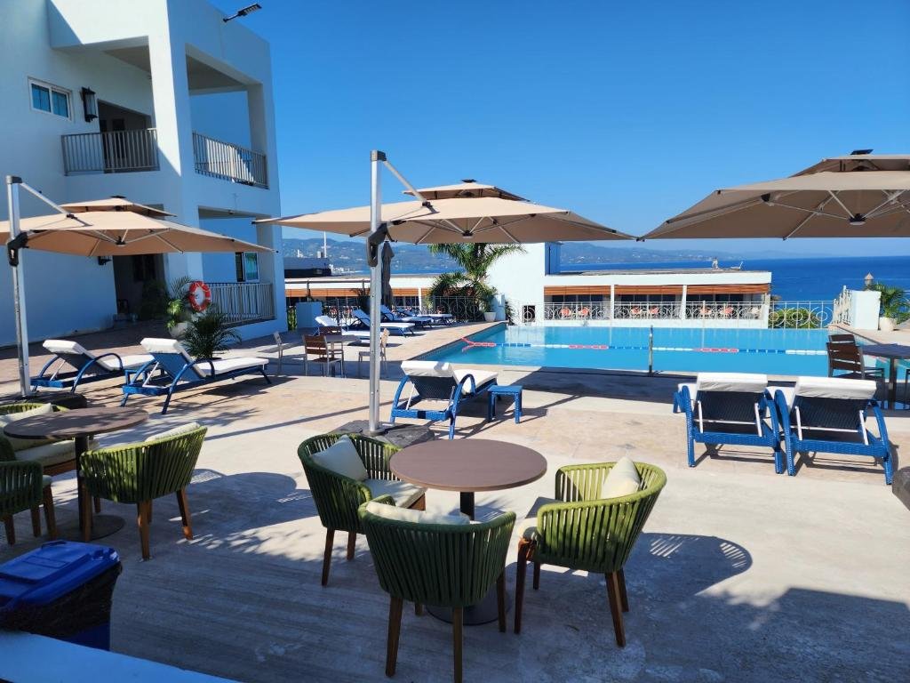 Private Airport Transfer: MBJ ↔ Hotel 39 - Image 3