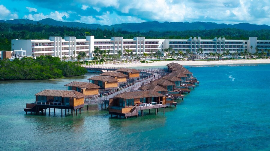 Private Airport Transfer: MBJ ↔ Villas, Air BnB's & Private Homes in the Green Island Area - Image 4