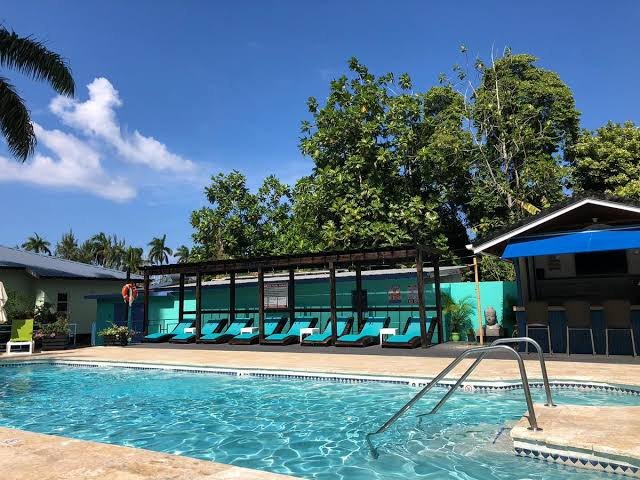 Private Airport Transfer: MBJ ↔ Toby's Resort - Image 4